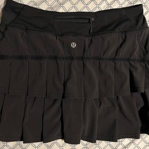 Lululemon pleaded athletics skirt